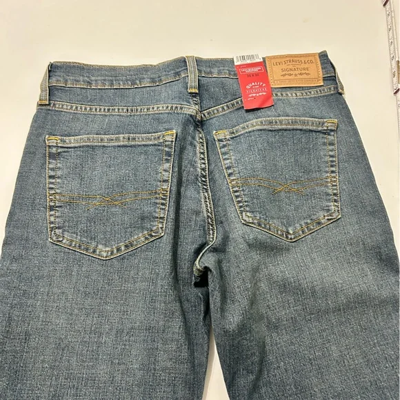 Levi's Signature Straight Blue Jeans